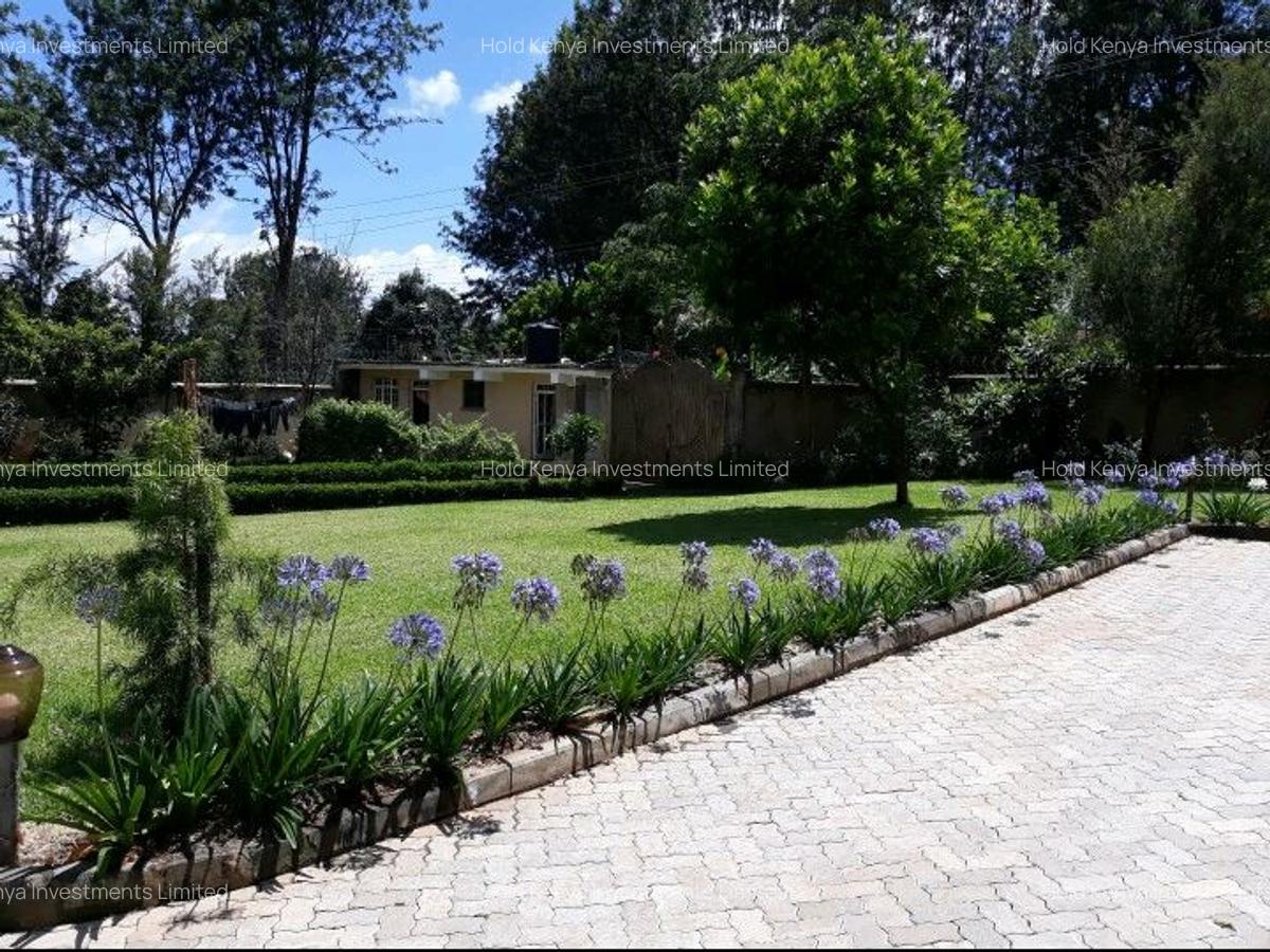 6 Bed House with En Suite at Panafric Lane - 3