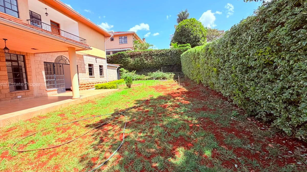 5 Bed Townhouse with En Suite in Kitisuru - 2