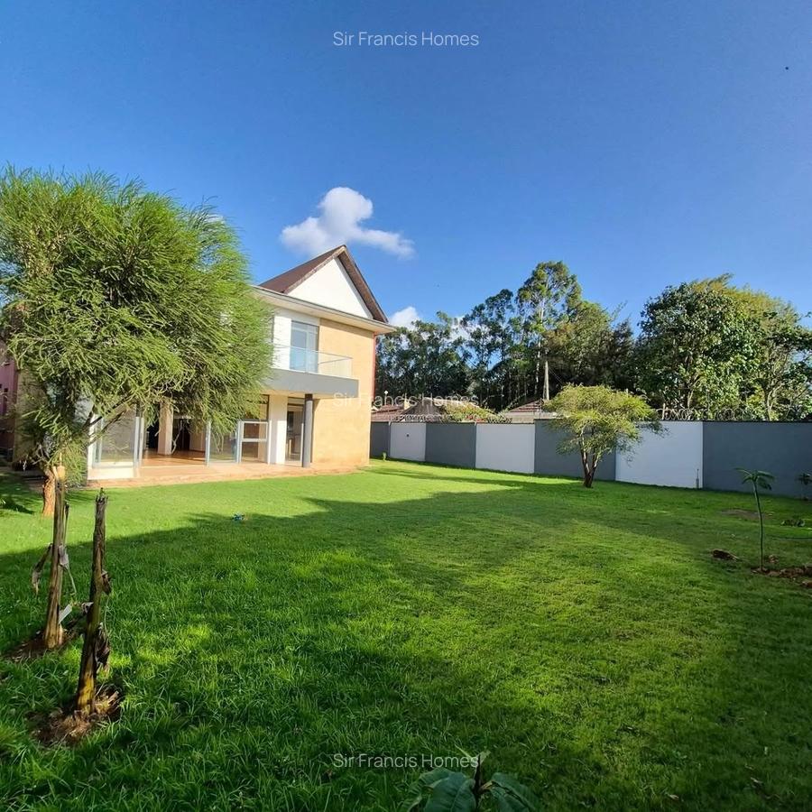 4 Bed Townhouse with En Suite at Garden Estate - 4