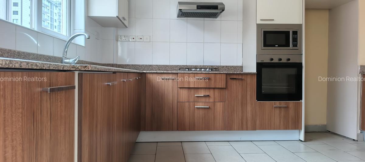 3 Bed Apartment with En Suite at Argwings Kodhek Road - 5