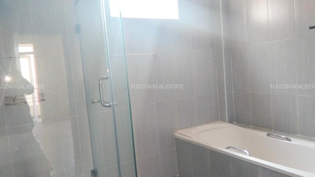 3 Bed Apartment with En Suite in Kilimani - 15