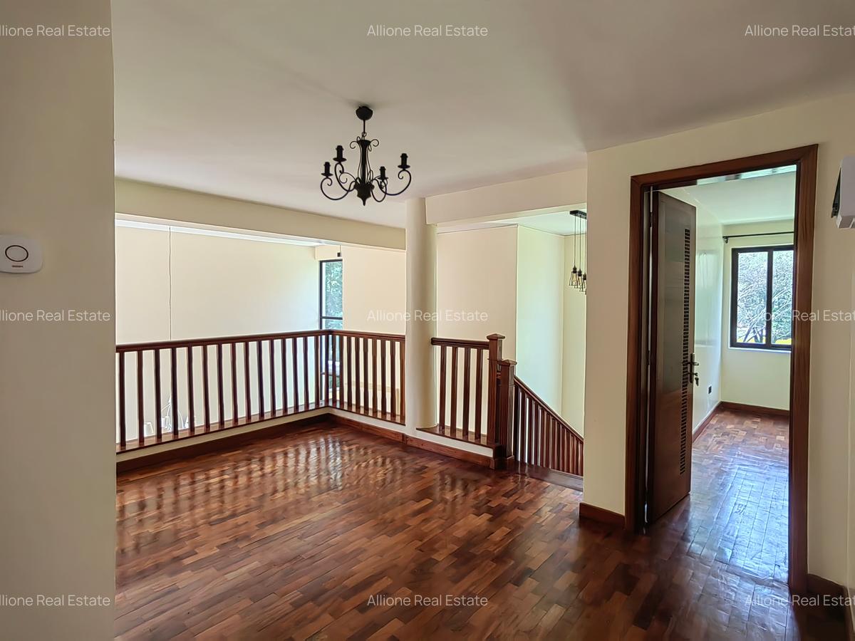 4 Bed Townhouse at Off Langata Road - 16