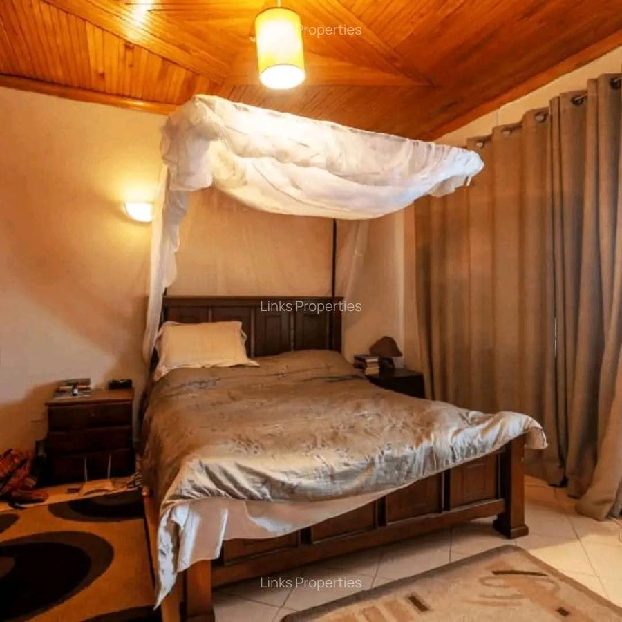 5 Bed Townhouse with En Suite at St.mary Road - 7