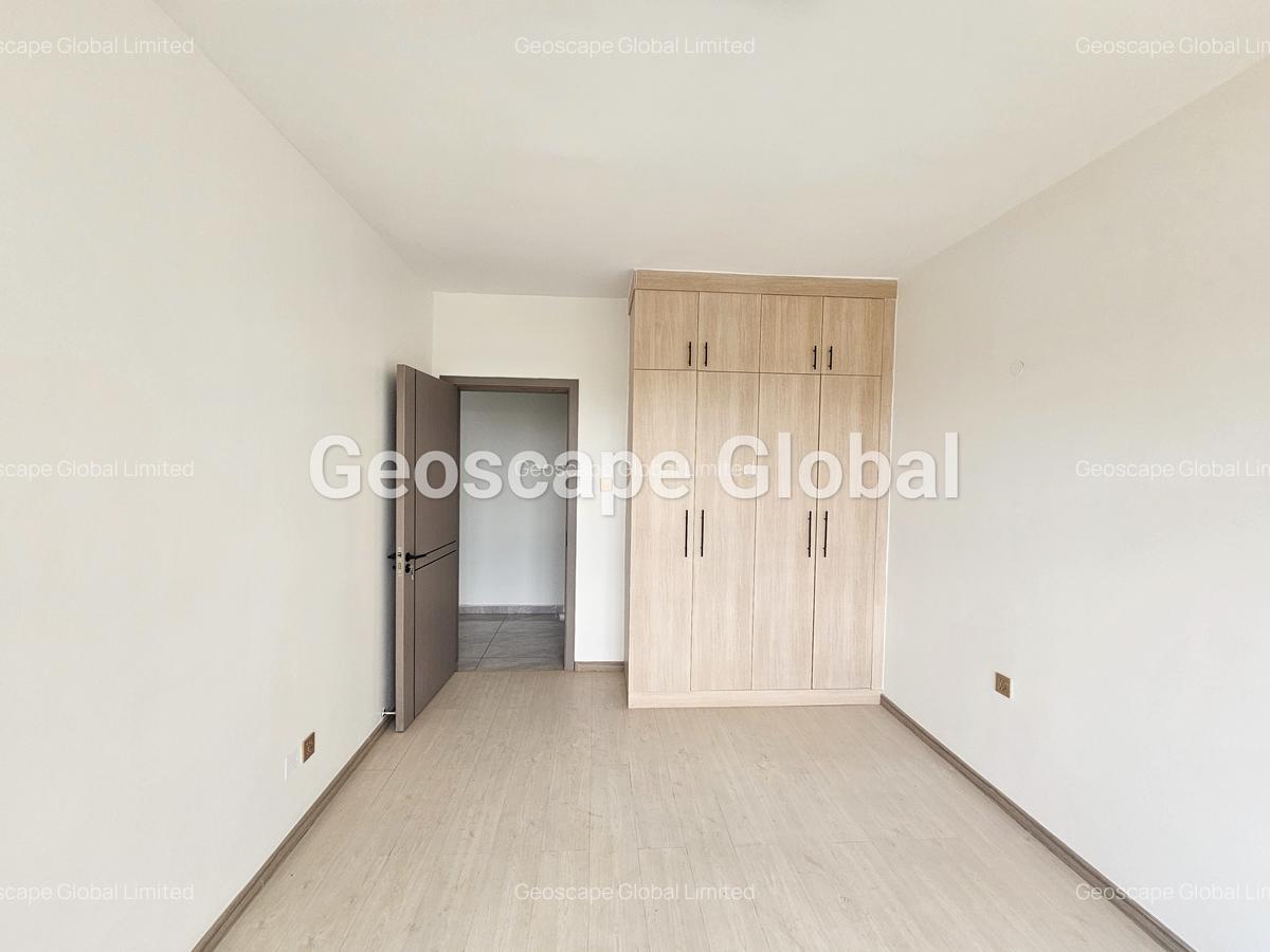 4 Bed Apartment with En Suite in Lavington - 5