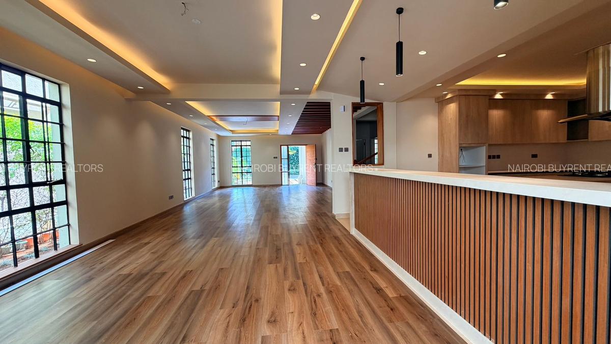 4 Bed Townhouse with En Suite in General Mathenge - 15