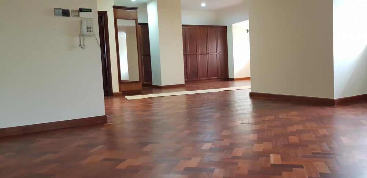 6 Bed House with En Suite at Kinanda Road - 20