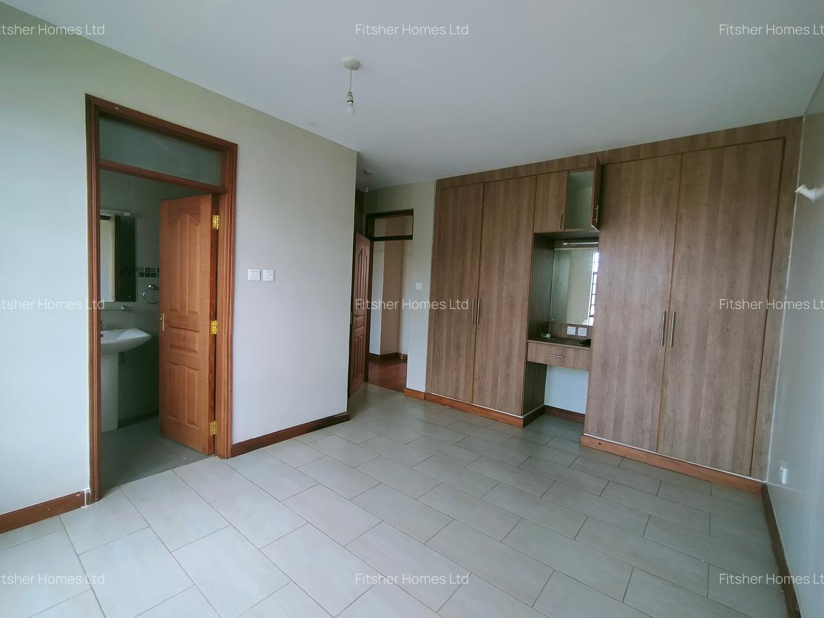 3 Bed Apartment with En Suite in Kiambu Road - 15