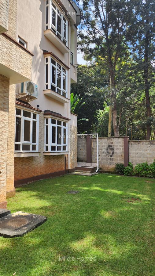 5 Bed Townhouse with En Suite at Njumbi Road - 2