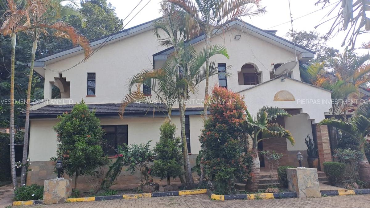 5 Bed Townhouse with En Suite in Runda - 12