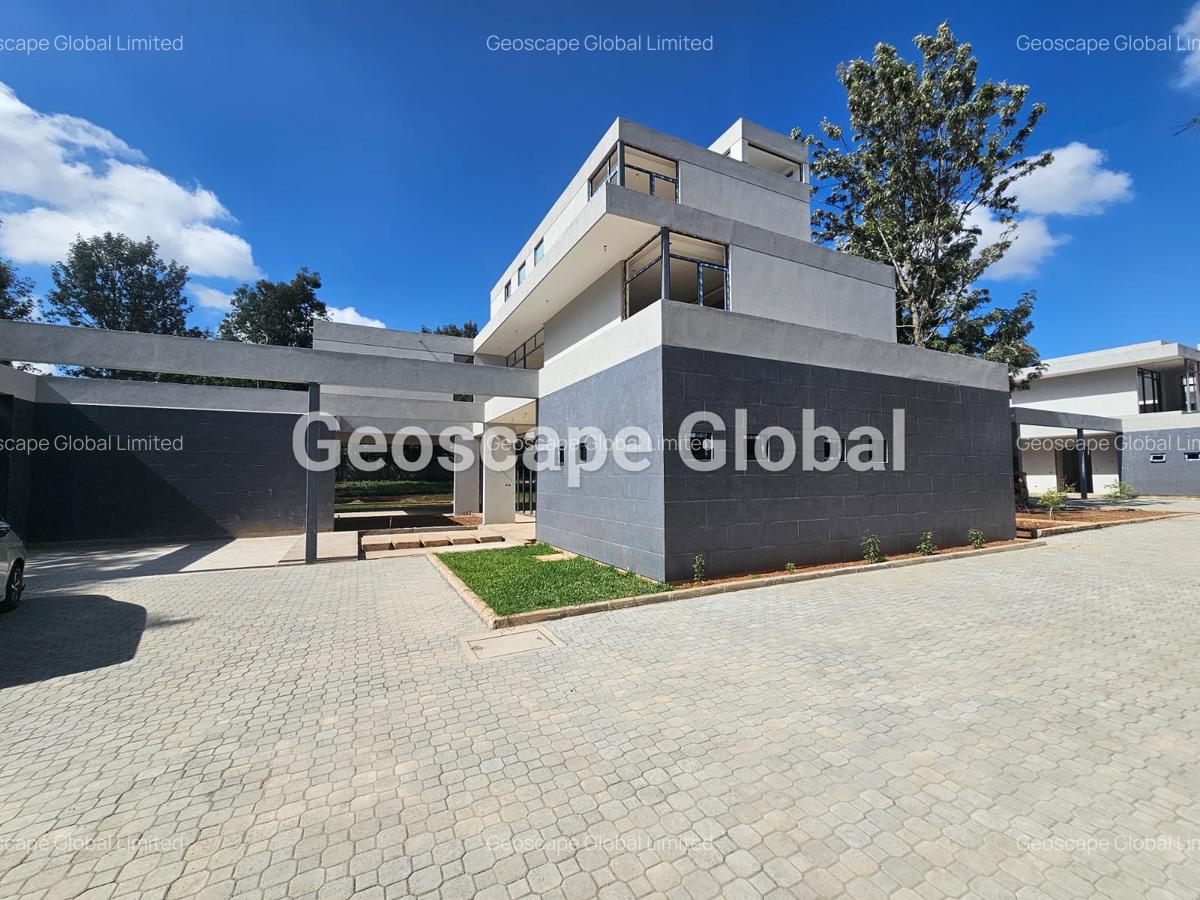 5 Bed House with En Suite in Karen - 2