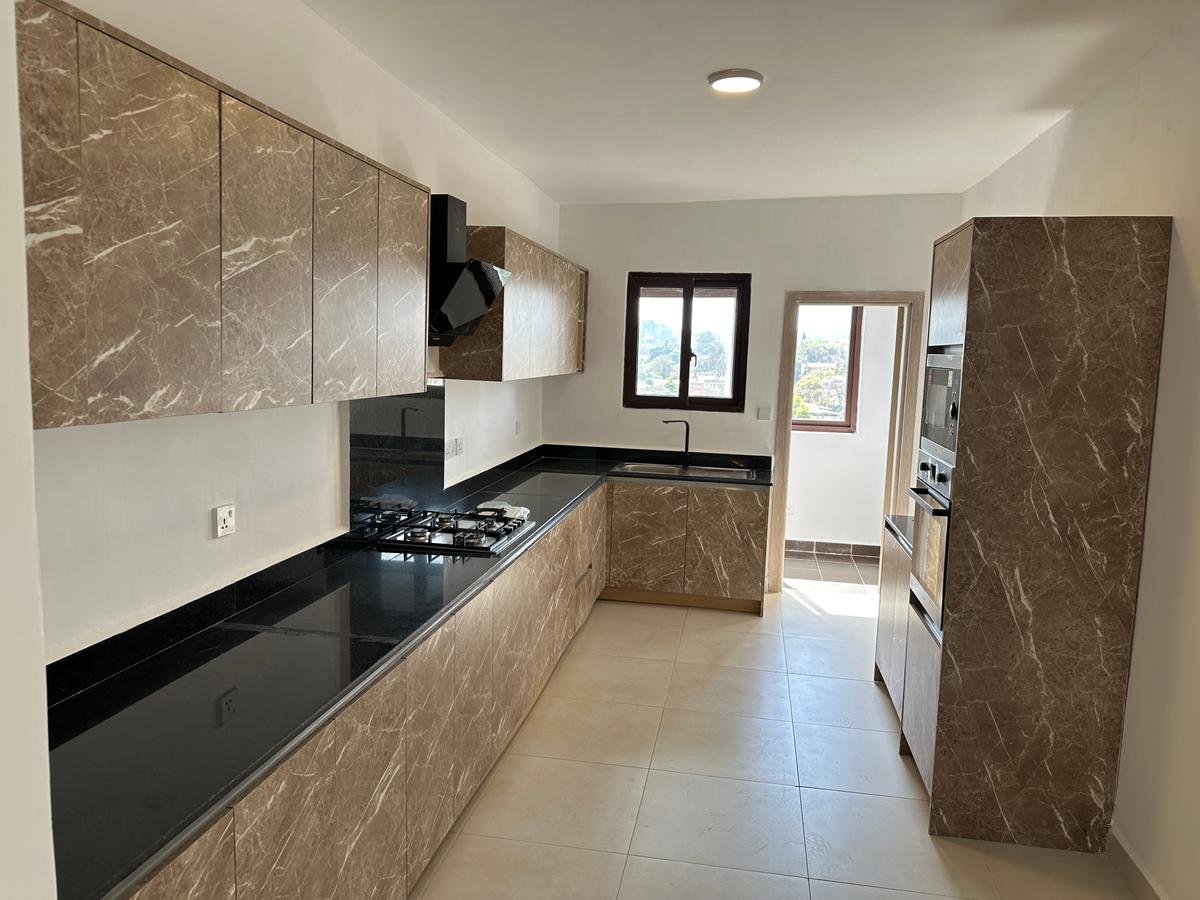 Serviced 3 Bed Apartment with En Suite in Westlands Area - 6