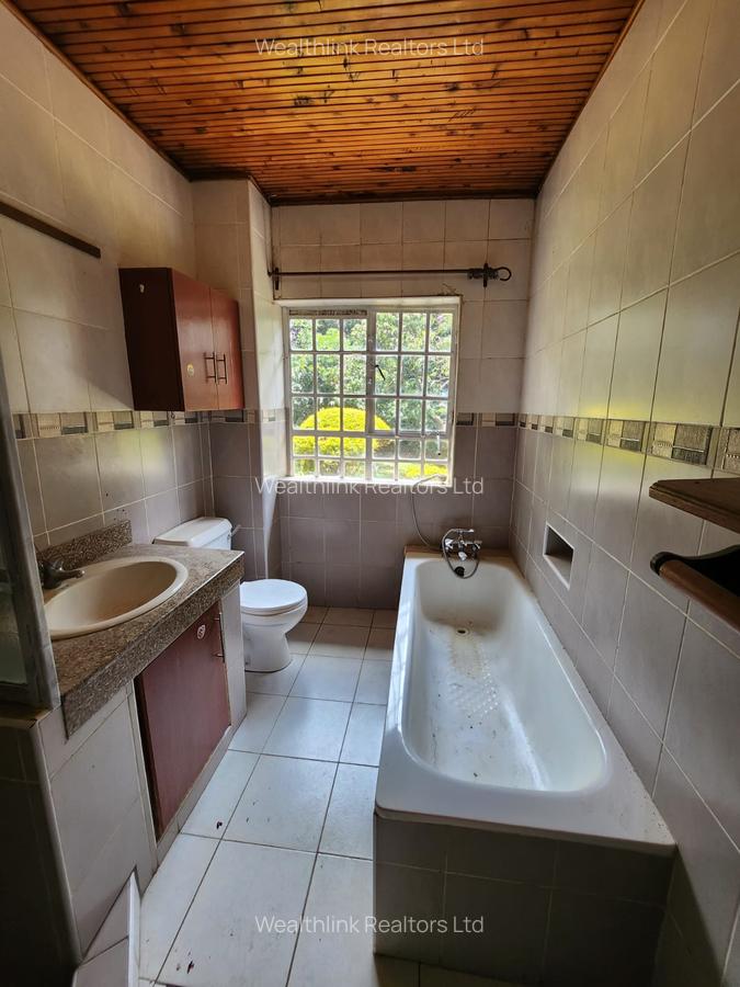 4 Bed Townhouse with En Suite at Karen - 8