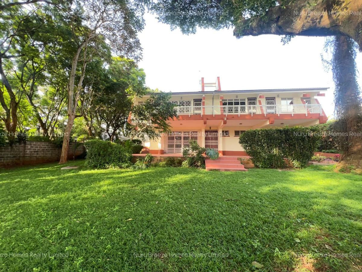 4 Bed House with En Suite in Runda - 13