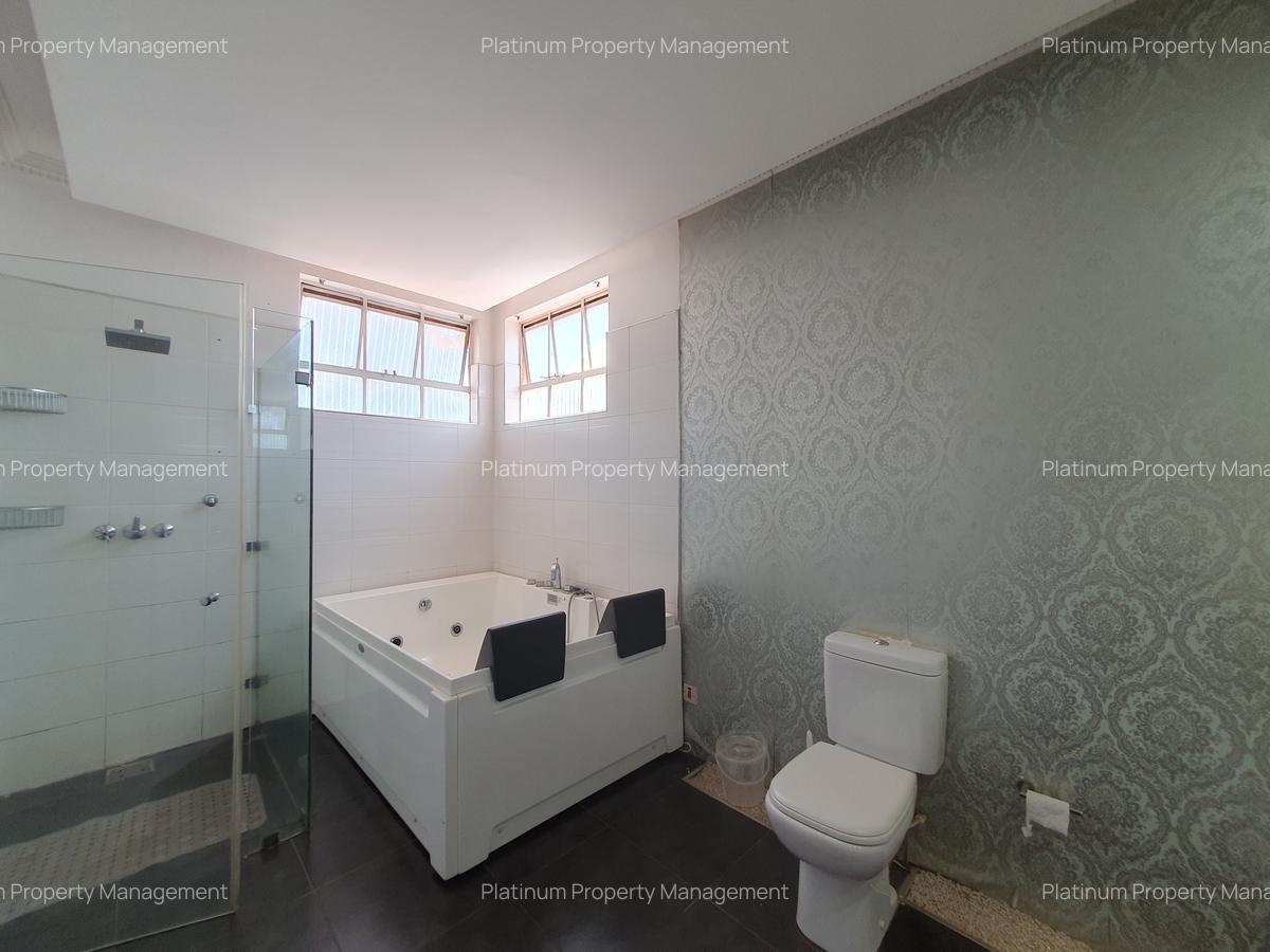 2 Bed Apartment with En Suite at Magnolia Close - 14