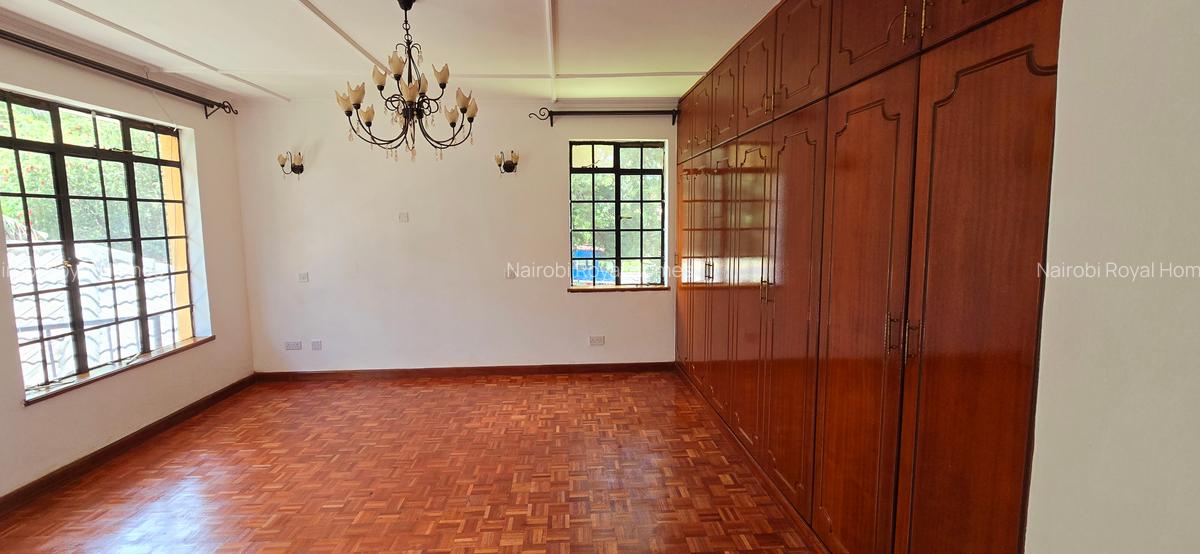 4 Bed Townhouse with En Suite at Mugumo Road - 11