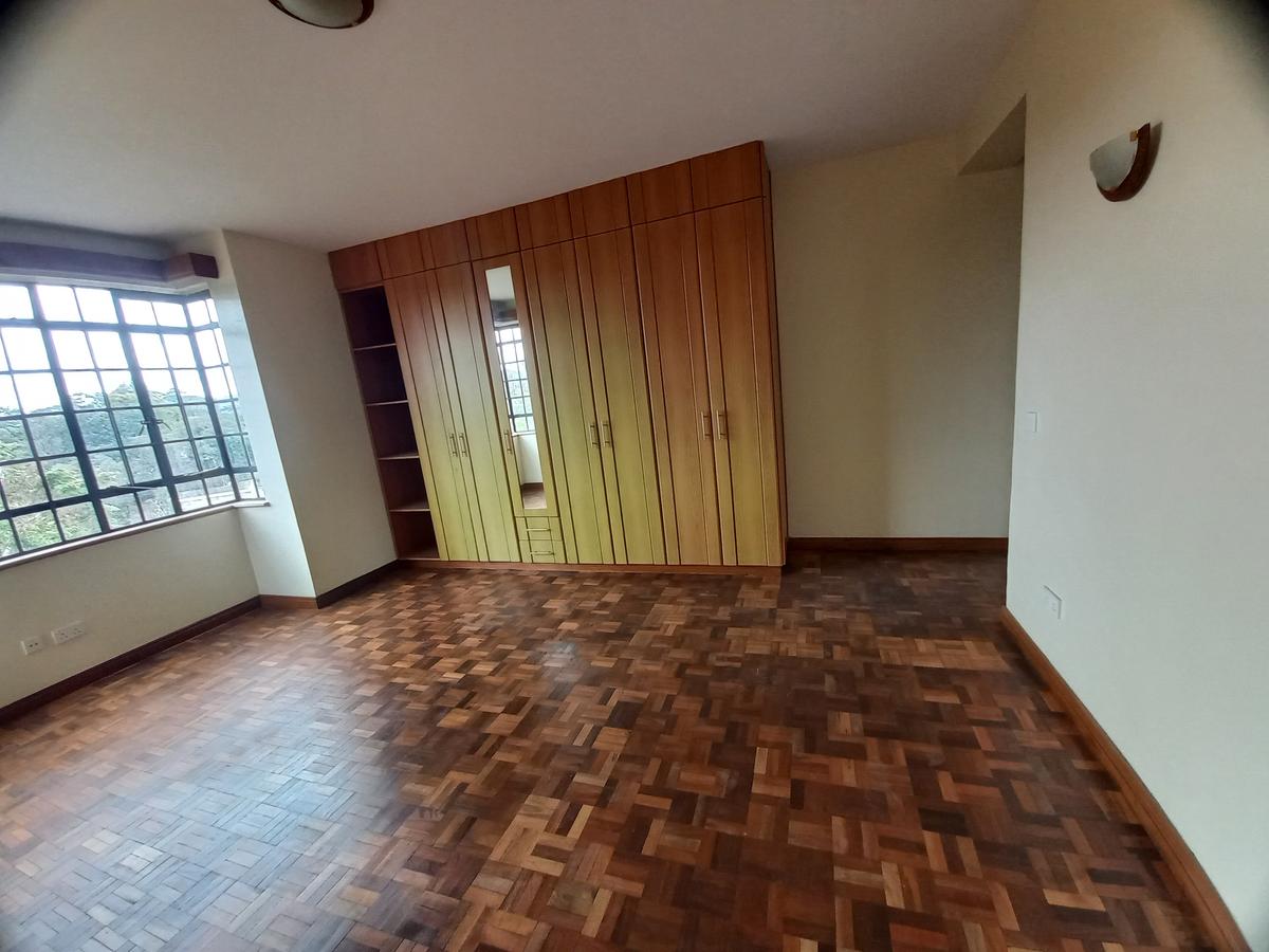 5 Bed Apartment with En Suite at Rhapta Road - 6