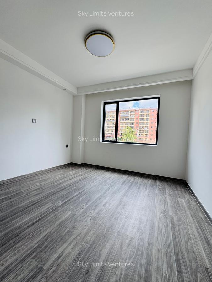 2 Bed Apartment with En Suite in Kilimani - 11