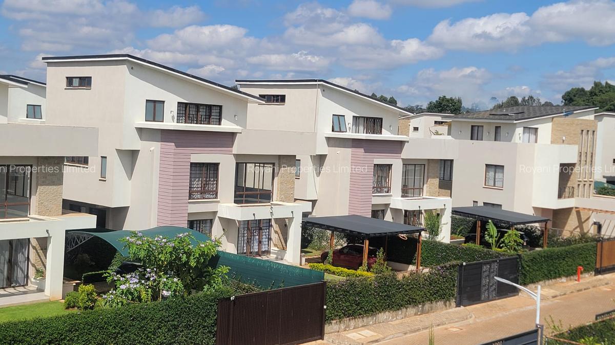 4 Bed House with En Suite in Runda - 20