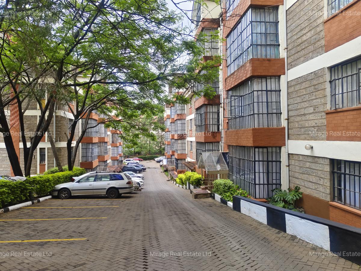 4 Bed Apartment with Borehole in Lavington - 15