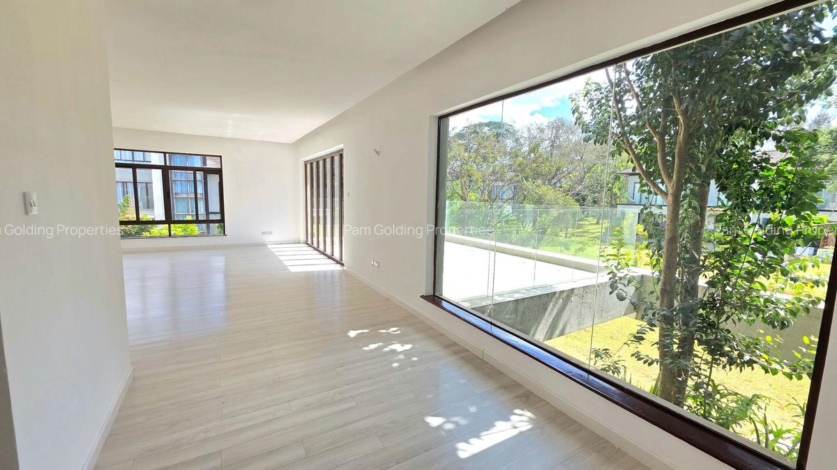 5 Bed House with En Suite in Karen - 11