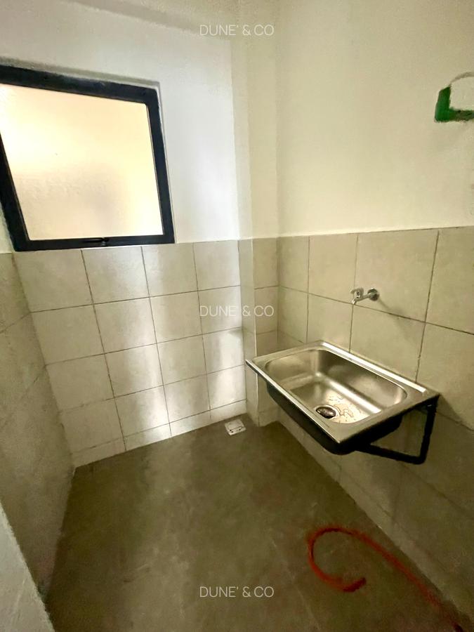 1 Bed Apartment with En Suite in Lavington - 13