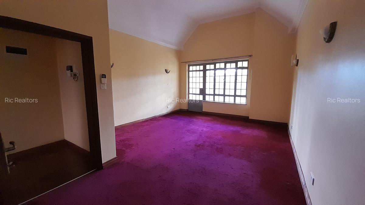 5 Bed House with En Suite at Karen - 16
