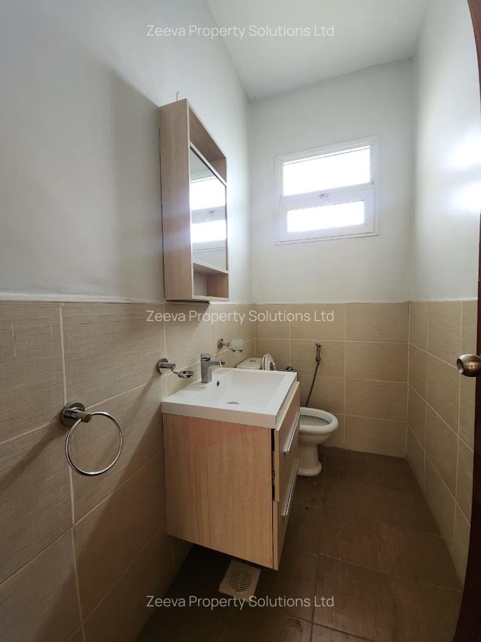 4 Bed Apartment with En Suite in Kileleshwa - 16