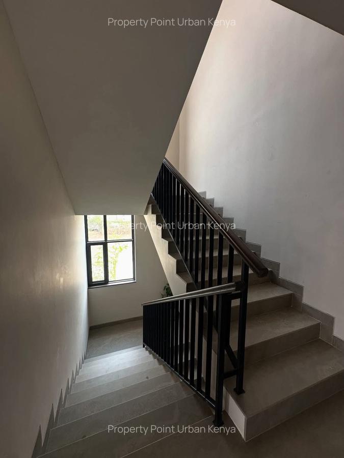 4 Bed Villa with En Suite at Langata Road - 9