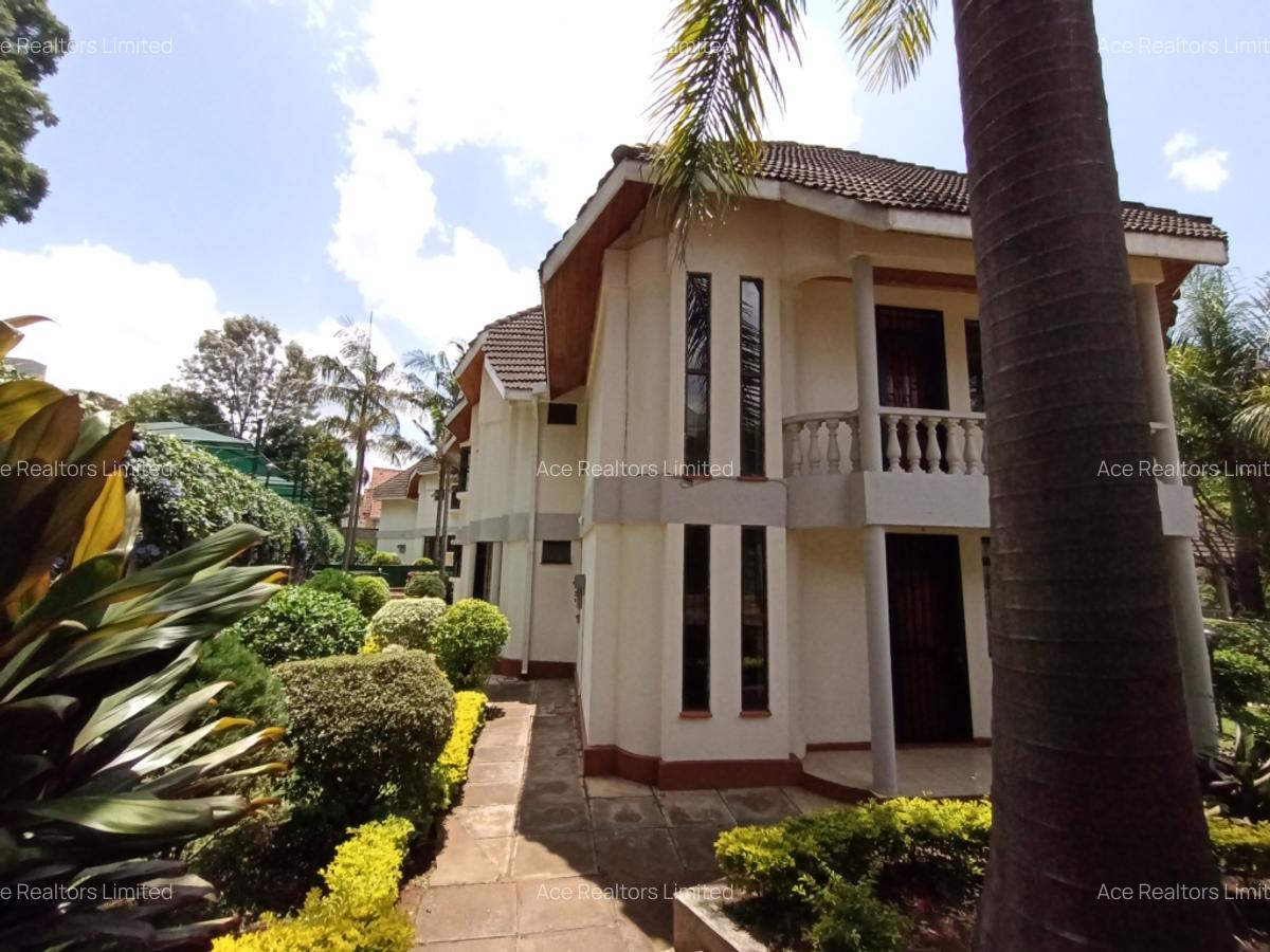 4 Bed Townhouse with En Suite at Eldama Ravine Rd - 14