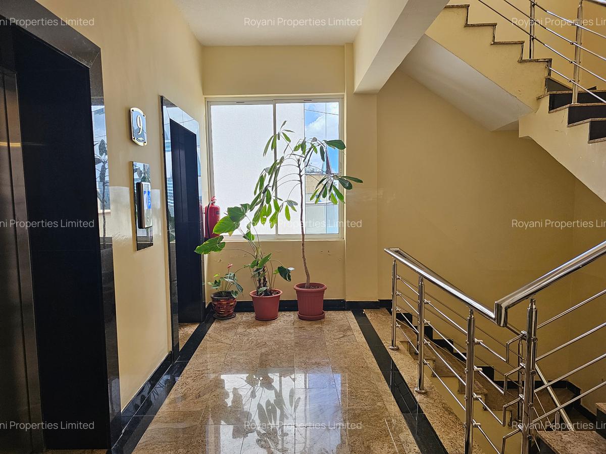 3 Bed Apartment with En Suite in Westlands Area - 18