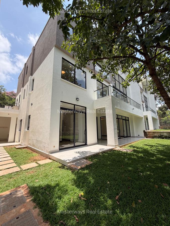 6 Bed Villa with En Suite at Peponi Road - 20