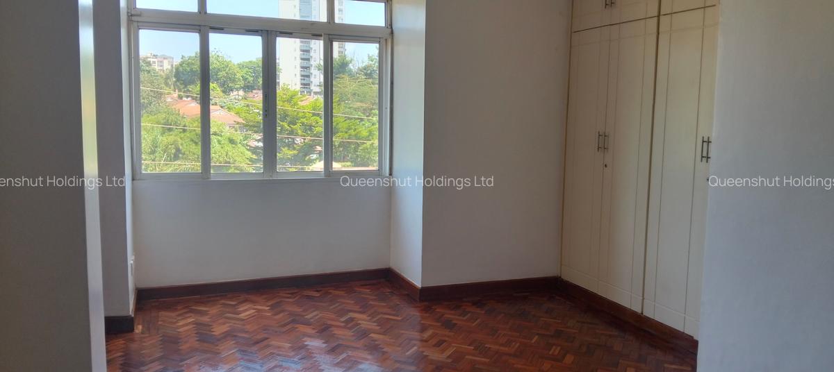 3 Bed Apartment with En Suite in Westlands Area - 11