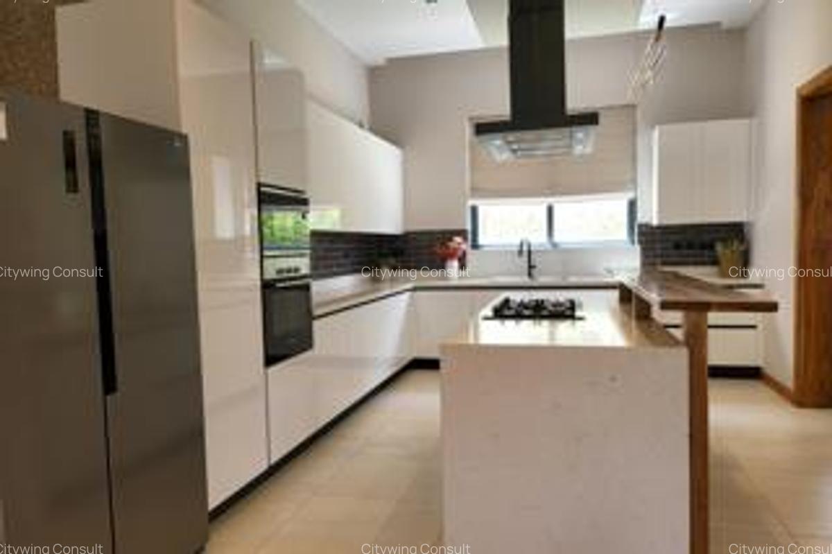 4 Bed Villa with En Suite at Loresho - 6