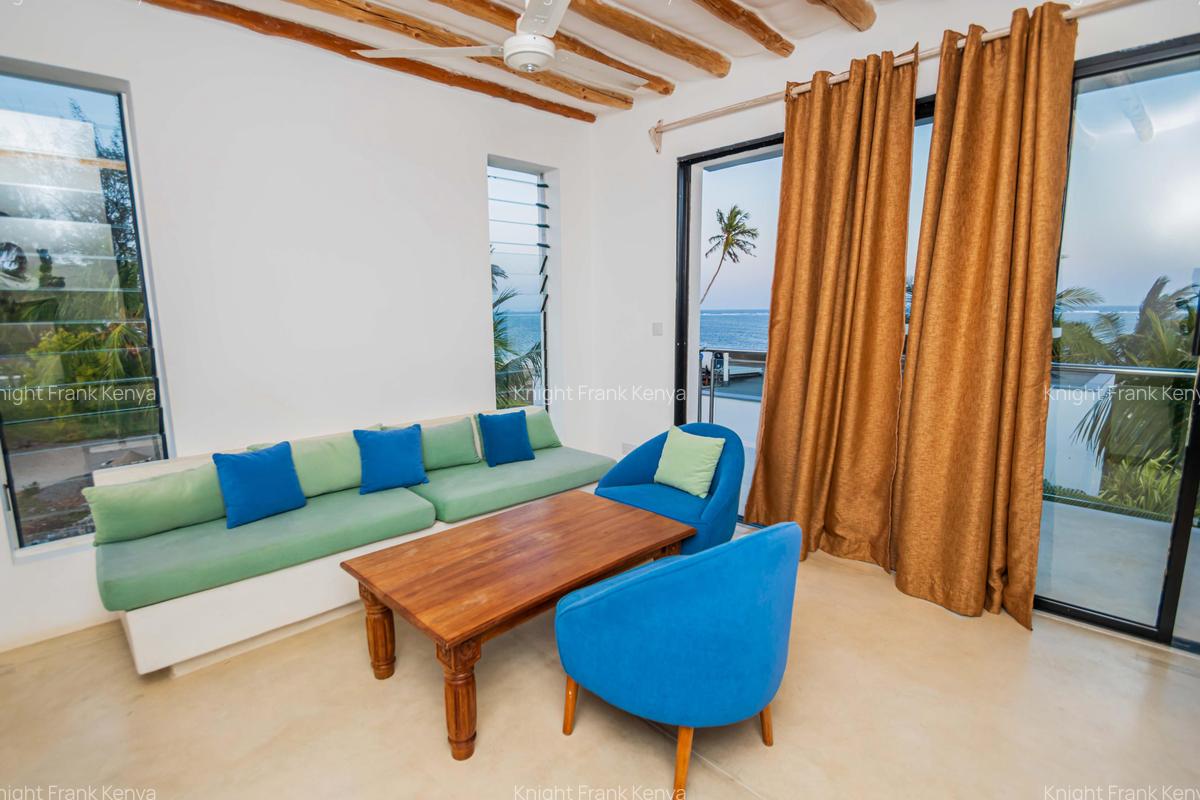 Serviced 2 Bed Apartment with Swimming Pool at Kanamai Beach - 6