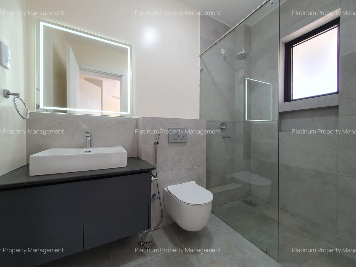 3 Bed Apartment with En Suite at Westlands - 17