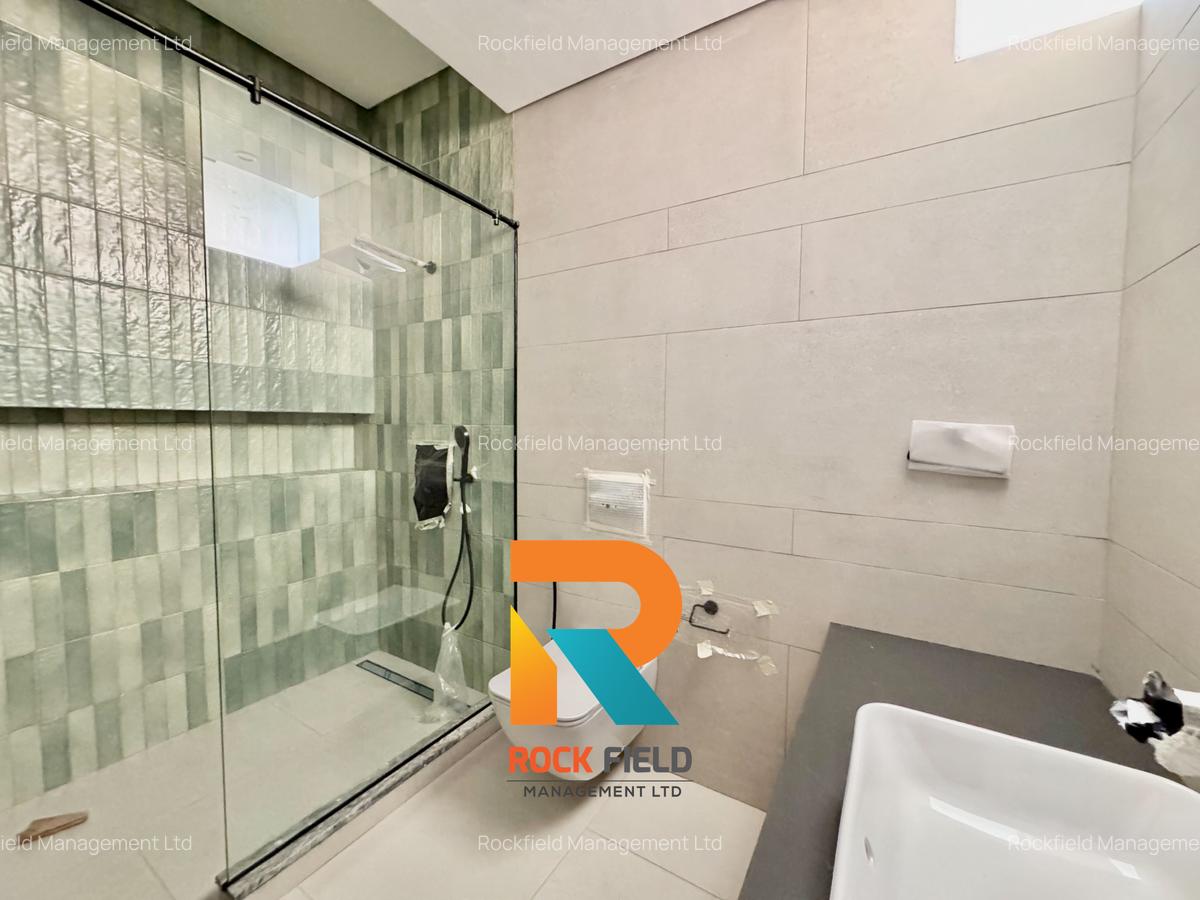 5 Bed Apartment with En Suite at Grevillea Grove - 17