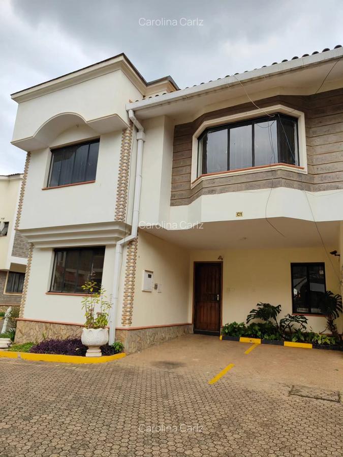 4 Bed Townhouse with En Suite in Brookside - 3