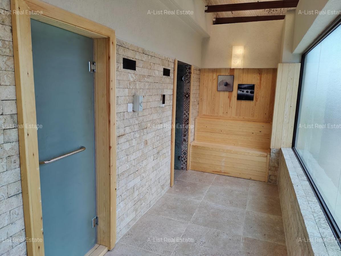 3 Bed Apartment with En Suite at 4Th Parklands - 19