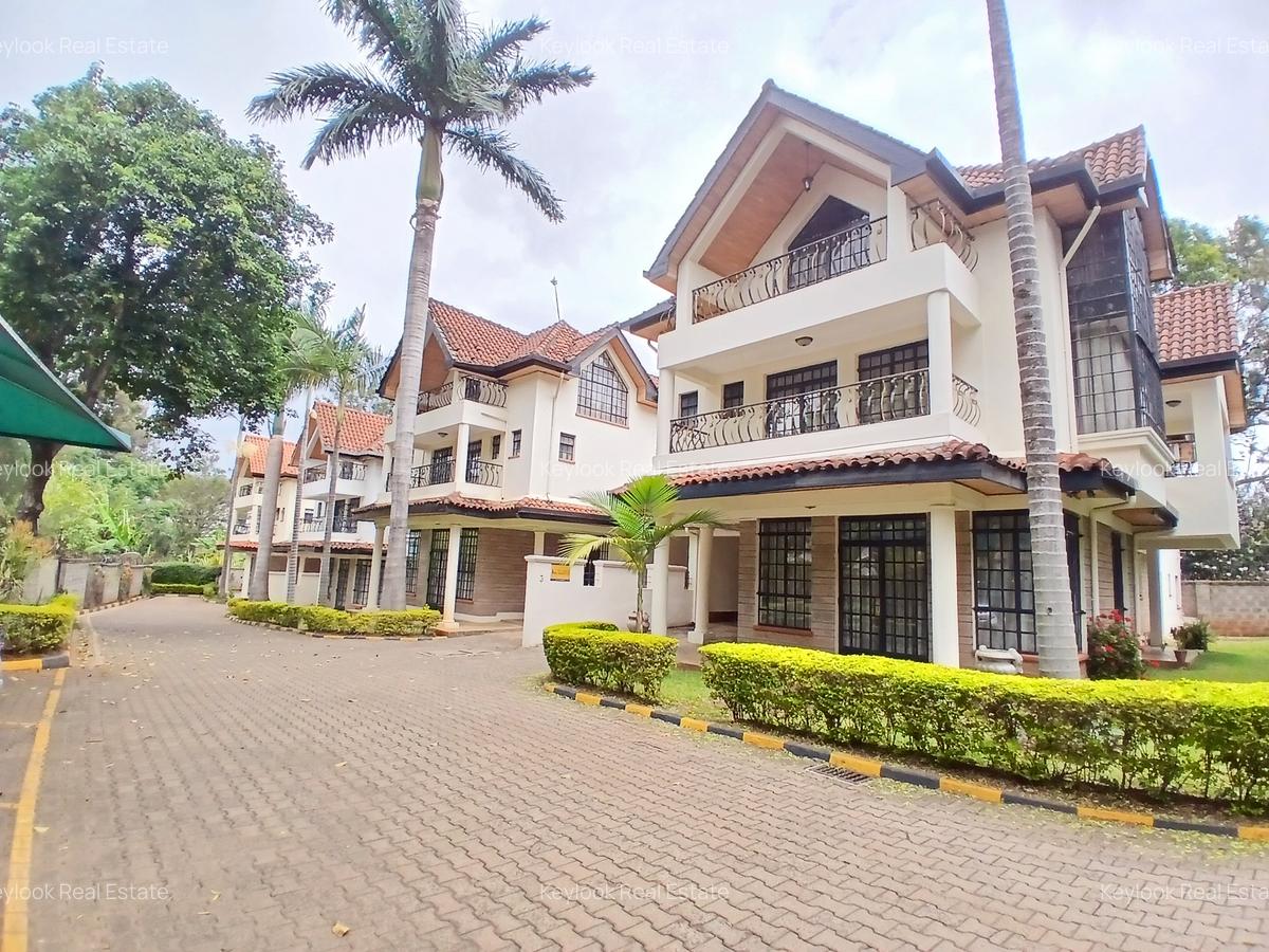 5 Bed Townhouse with En Suite at Lavington Green - 1