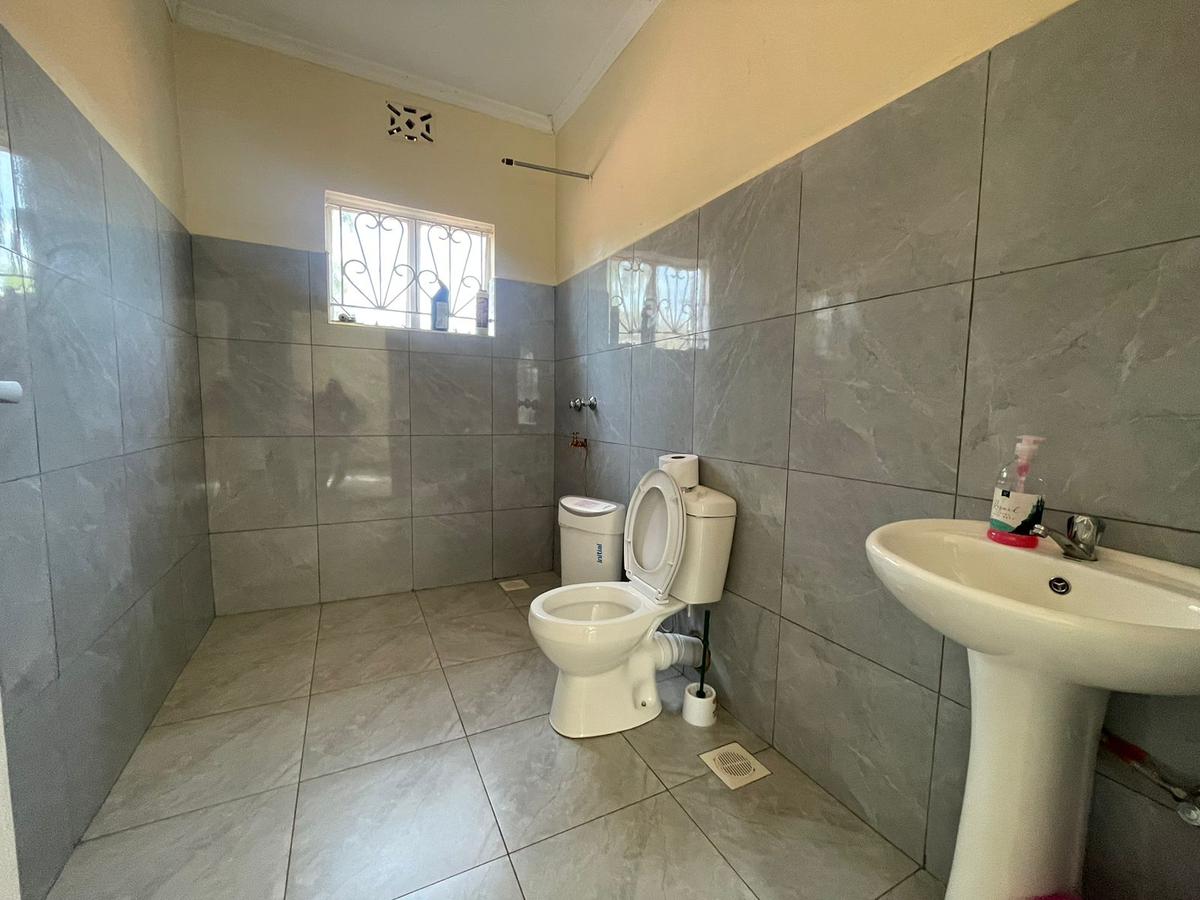 5 Bed House with En Suite at Mombasa Road - 8