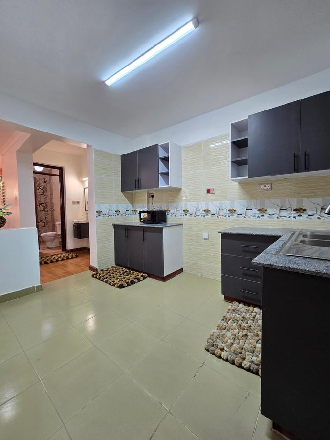 2 Bed Apartment with En Suite in Garden Estate - 10