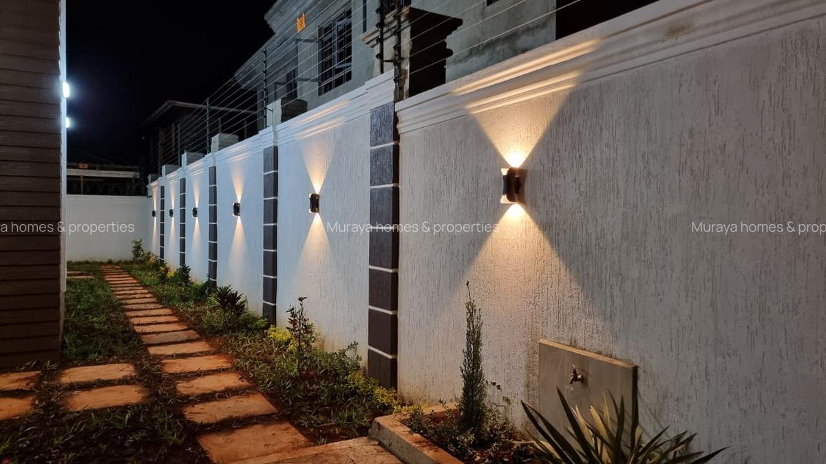 5 Bed House with En Suite at Membley - 5