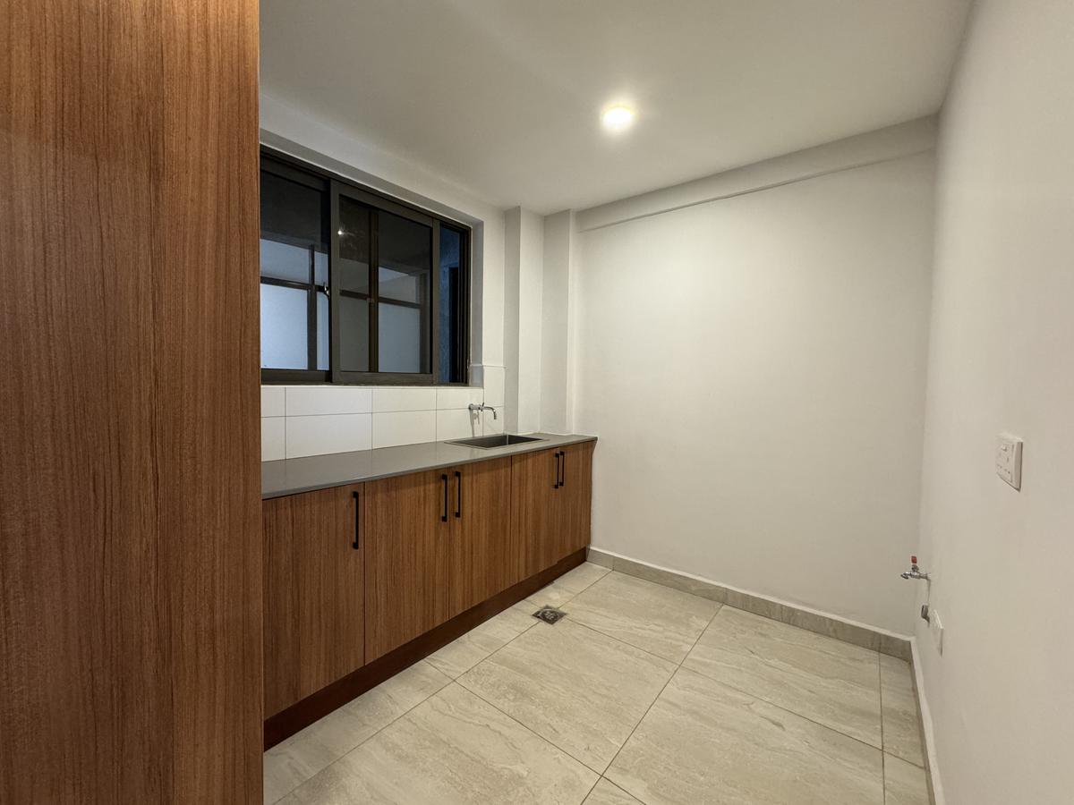 3 Bed Apartment with En Suite in Rhapta Road - 9