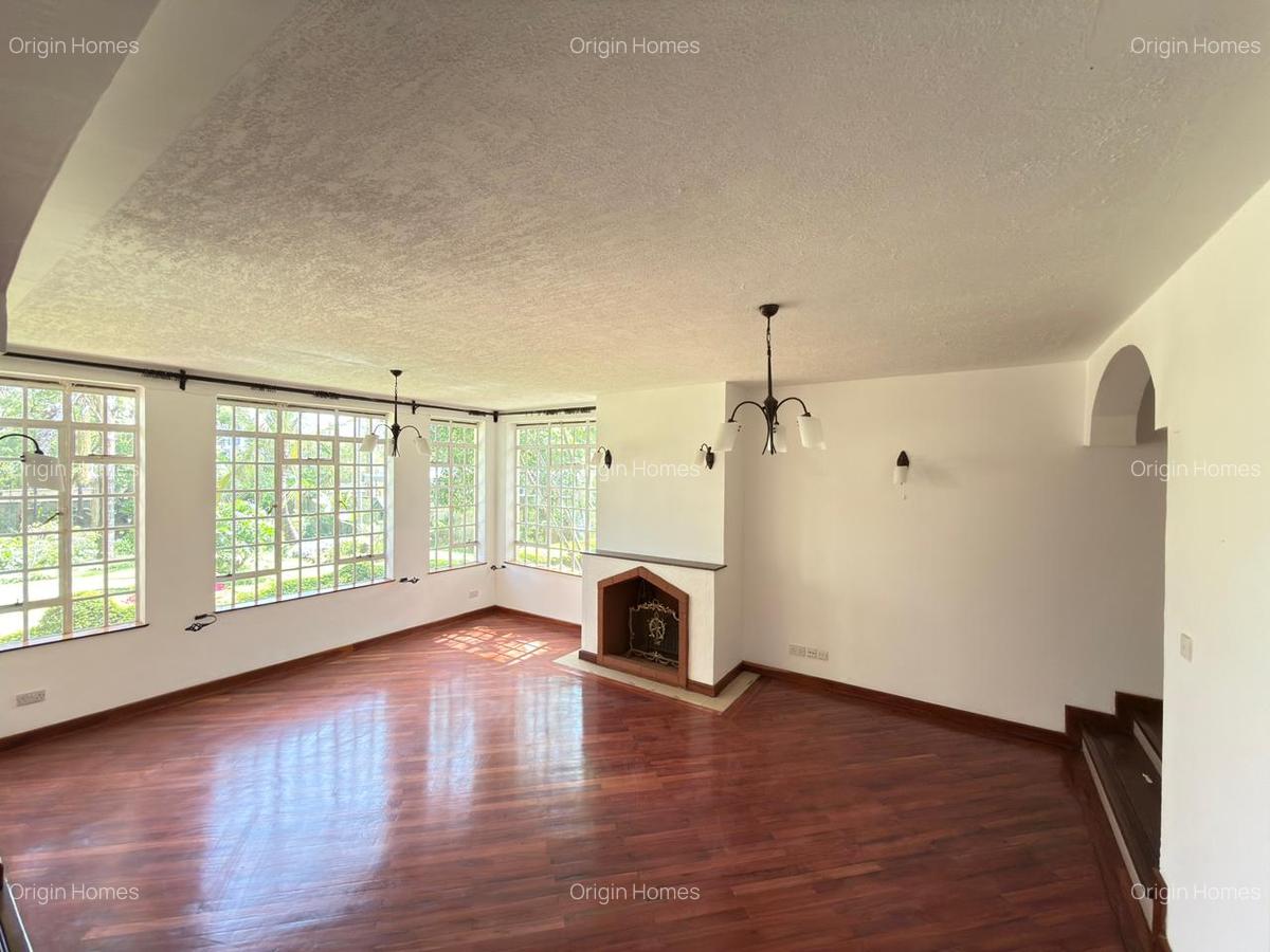 4 Bed House with En Suite in Gigiri - 4