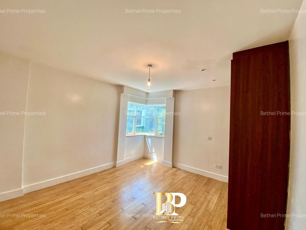 1 Bed Apartment with En Suite in Rhapta Road - 2