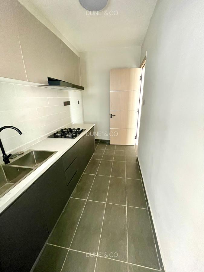 2 Bed Apartment with En Suite in Lavington - 5