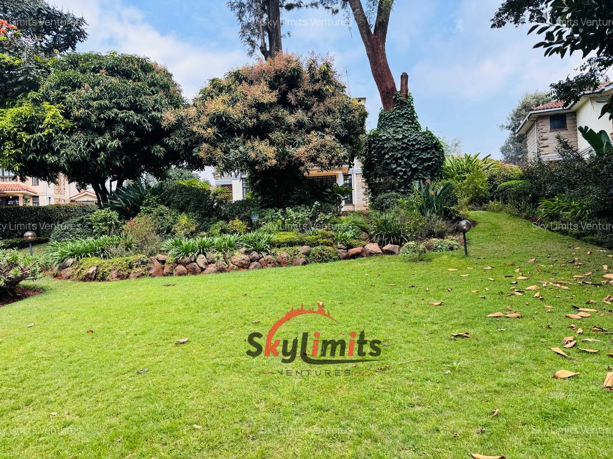 4 Bed Townhouse with En Suite in Nyari - 1