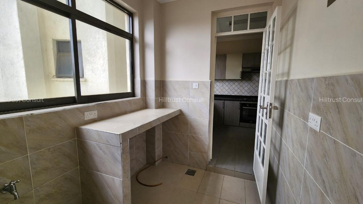 2 Bed Apartment with En Suite in Kileleshwa - 14