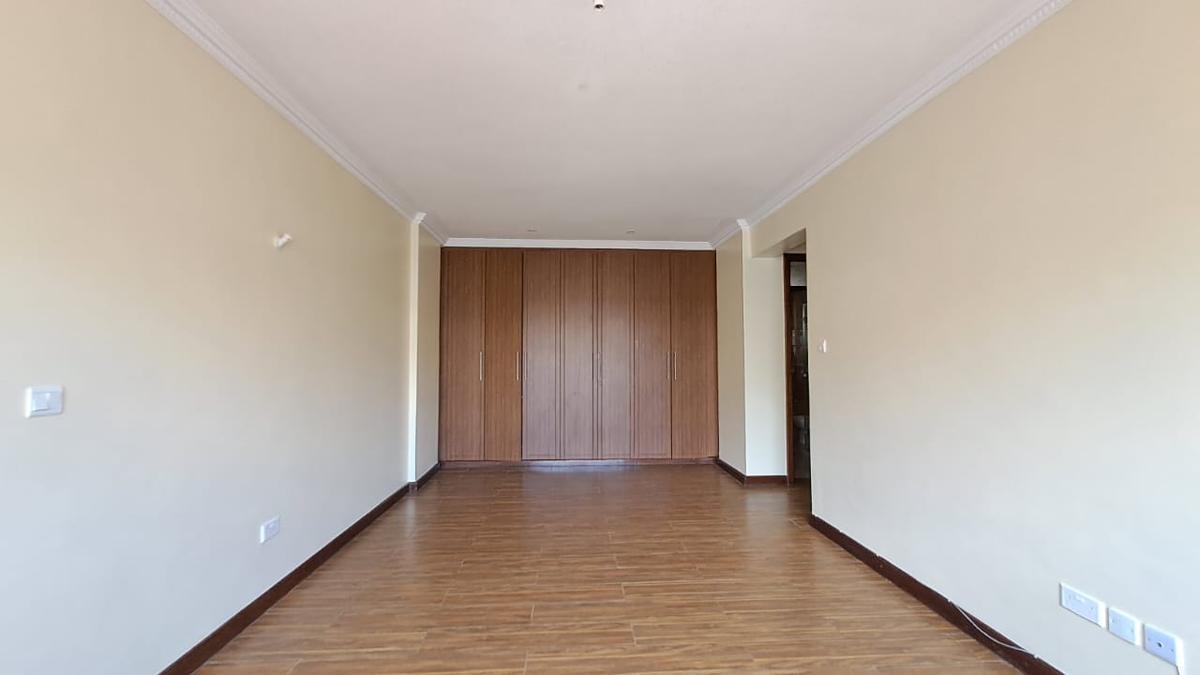 3 Bed Apartment with En Suite in General Mathenge - 8