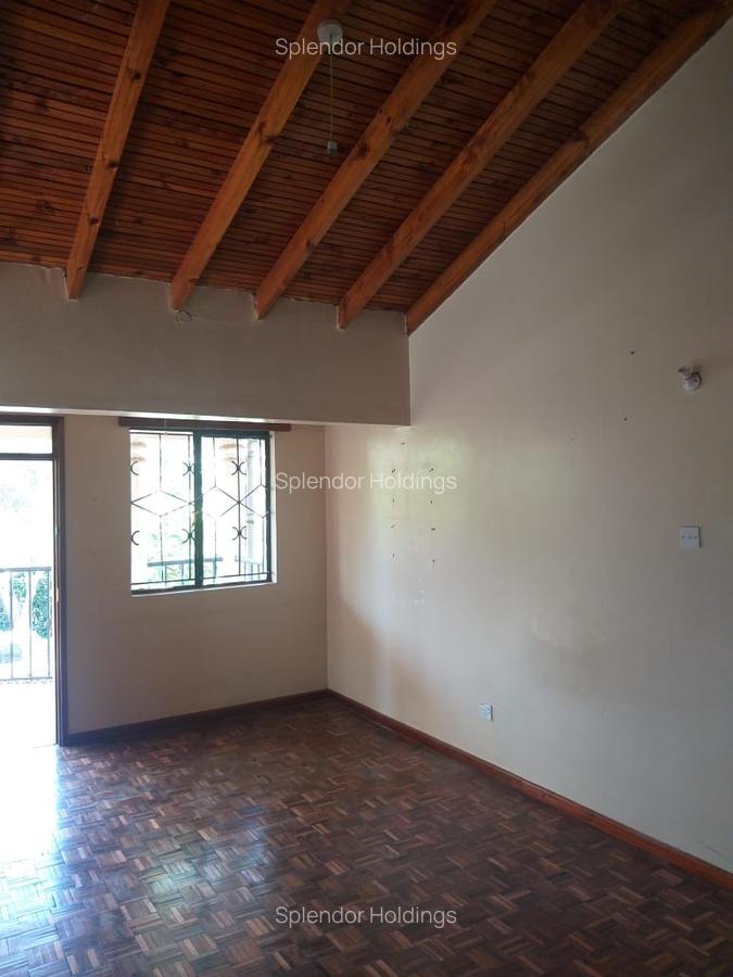4 Bed Townhouse with En Suite in Lavington - 6